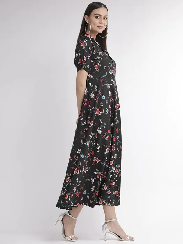 Black_&_Red_Floral_Print_Shirt_Collar,Puff_Sleeves_Maxi_Dress